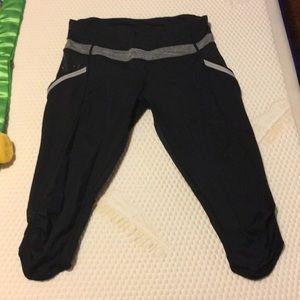Lululemon run a marathon cropped pants